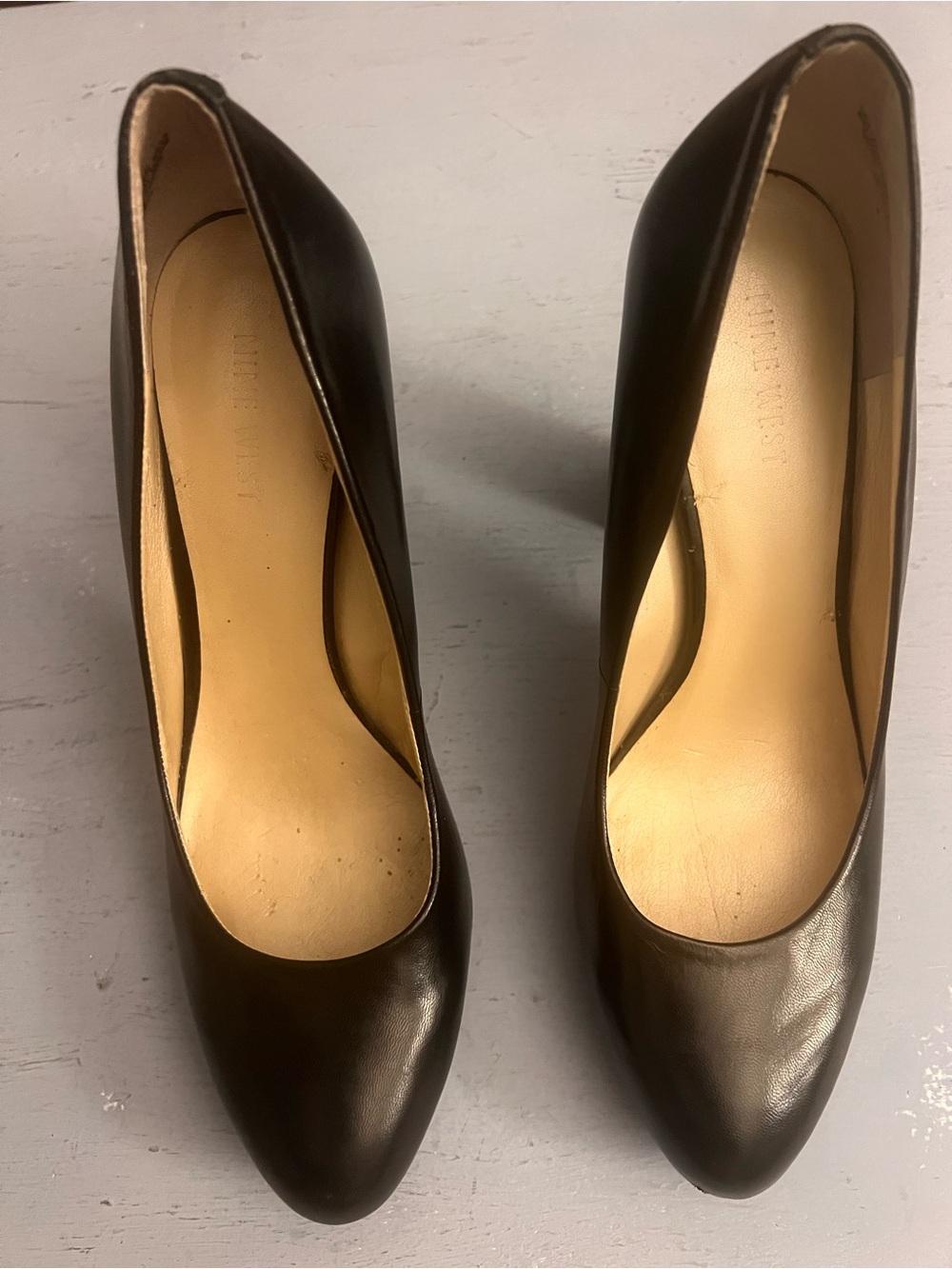 Nine West Black Leather Classic Pump